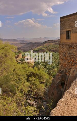 Vista panoramica dal Misfah vecchia casa in Misfat al Abriyeen Foto Stock