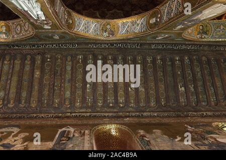 Cappella Palatina (Cappella Palatina). Soffitto. Palermo, Sicilia, Italia Foto Stock