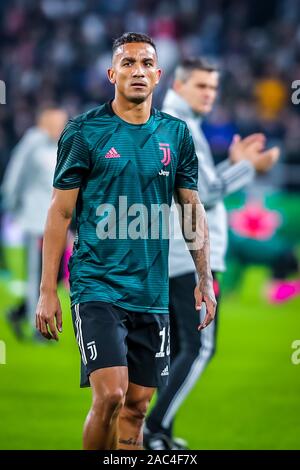 Torino, Italia. 26 Nov, 2019. danilo ( Juventus ) durante il round del Torneo - Juventus FC vs Atletico Madrid, Soccer Champions League campionato Gli uomini a Torino, Italia, 26 novembre 2019 Credit: Indipendente Agenzia fotografica/Alamy Live News Foto Stock