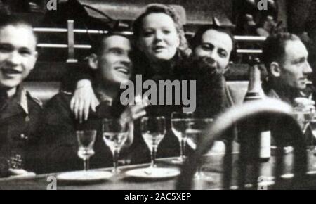 Collaboratore alle ragazze del tedesco-Europa occupata, 1940-1944 Foto Stock