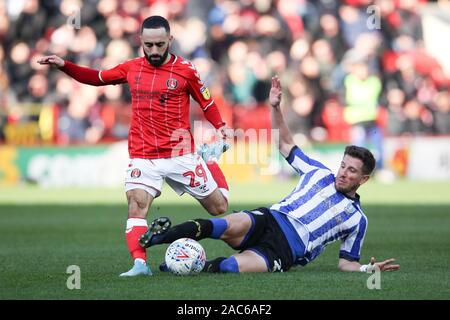 Londra, Regno Unito. 30 Nov, 2019. durante il cielo EFL scommessa match del campionato tra Charlton Athletic e Sheffield Mercoledì presso la valle di Londra, Inghilterra il 30 novembre 2019. Foto di Ken scintille. Solo uso editoriale, è richiesta una licenza per uso commerciale. Nessun uso in scommesse, giochi o un singolo giocatore/club/league pubblicazioni. Credit: UK Sports Pics Ltd/Alamy Live News Foto Stock