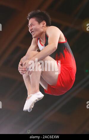 Tokyo, Giappone. 30 Novembre, 2019. Ryosuke Sakai (JPN) trampolino : XXXIV FIG trampolino ginnastica Campionati del Mondo Tokyo 2019 Uomini Individuale trampolino semi-finale ad Ariake Centro di ginnastica a Tokyo in Giappone . Credito: Sho Tamura AFLO/sport/Alamy Live News Foto Stock