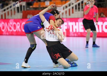 Park a cupola, Kumamoto Kumamoto, Giappone. 30 Novembre, 2019. Meng Jin Qing (CHN), 30 novembre 2019 - Pallamano : XXIV IHF esimi Campionati Mondiali di Pallamano Femminile./Kumamoto Giappone 2019 tra Russia 26-11 Cina presso il Park a cupola, Kumamoto Kumamoto, Giappone. Credito: YUTAKA AFLO/sport/Alamy Live News Foto Stock