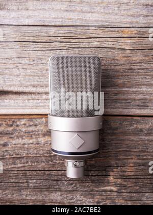 Ampio diaframma condensatore studio microfono. Foto Stock