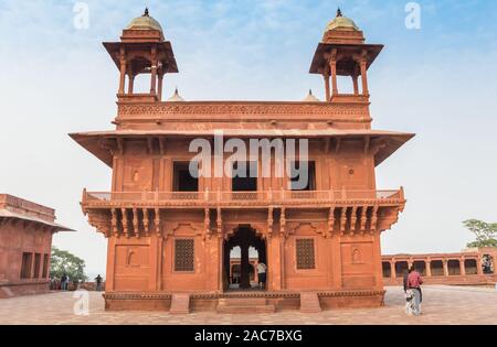 Diwan-i-Khas edificio nella città fantasma Fatehpur Sikri in Agra, India Foto Stock