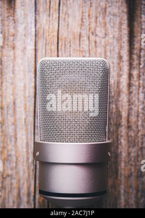 Ampio diaframma condensatore studio microfono. Foto Stock