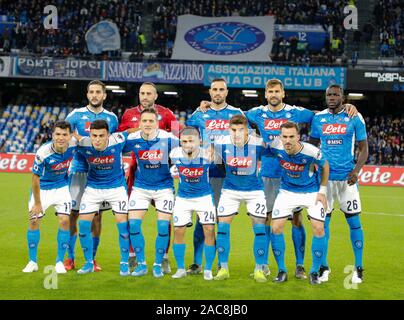 Napoli, campania, Italia. 1 dicembre, 2019. 09/09/2019 Napoli, campionato italiano di calcio di serie A, incontro tra SSC Napoli vs AC Bologna.Nella foto: FORMAZIONE DEL NAPOLI Credito: Fabio Sasso/ZUMA filo/Alamy Live News Foto Stock