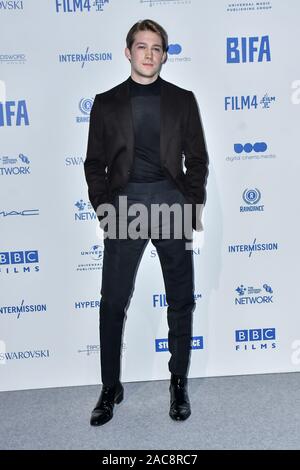 Londra, Regno Unito. 1 Dic 2019. Joe Alwyn assiste il ventiduesimo British Independent Film Awards presso Old Billingsgate su dicembre 01, 2019 a Londra, Inghilterra. Credito: Picture Capital/Alamy Live News Foto Stock