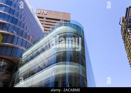 Il vetro encassed UTS edificio centrale ha molte caratteristiche di design esclusive. Progettato da Australian architectural firm FJMT, esso offre un 10-twiste livello Foto Stock