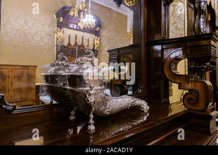 Saint Petersburg, Russia - 22 novembre 2019. Gli interni di Fabergé Museum di San Pietroburgo, Russia in Shuvalov Palace di San Pietroburgo. Foto Stock