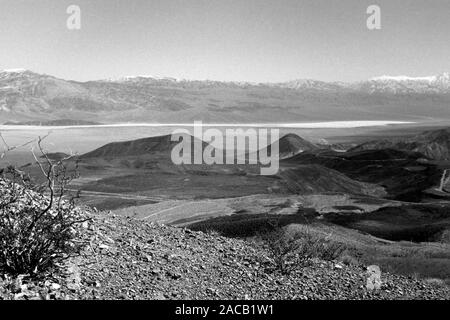 Reise durch Kalifornien, Parco Nazionale della Valle della Morte, 1962. Viaggiare throuh California, Parco Nazionale della Valle della Morte, 1962. Foto Stock