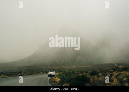 Strada al Red Rock Canyon area conversazione Foto Stock