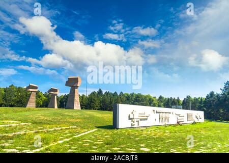 NIS, SERBIA - Agosto 9, 2019 : Bubanj Memorial Park a Nis. Si tratta di un monumento e punto di riferimento storico per il serbo Vistims della seconda guerra mondiale. Foto Stock