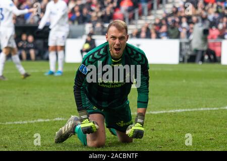 Copenhagen, Danimarca. 01 Dic, 2019. Il portiere Marvin Schwäbe di Brøndby se visto durante il 3F Superliga match tra FC Copenhagen e Brøndby se a Telia Parken. (Photo credit: Gonzales foto/Alamy Live News Foto Stock