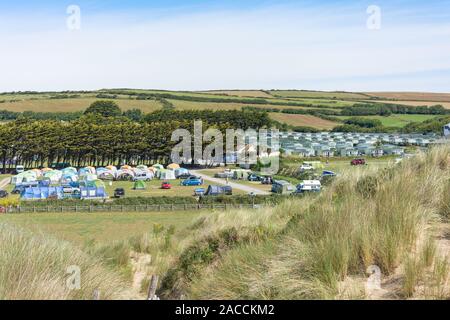 Camping e cabine da spiaggia Croyde, Croyde, Devon, Inghilterra, Regno Unito Foto Stock