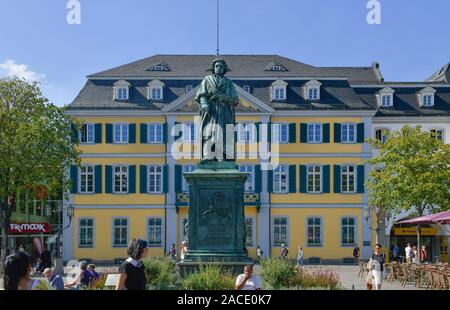 Beethoven-Denkmal, Münsterplatz, Bonn, Nordrhein-Westfalen, Deutschland Foto Stock