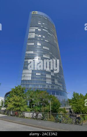 Post Tower, Konzernzentrale der Deutsche Post DHL Gruppo, Charles-de-Gaulle-Straße, Bonn, Nordrhein-Westfalen, Deutschland Foto Stock