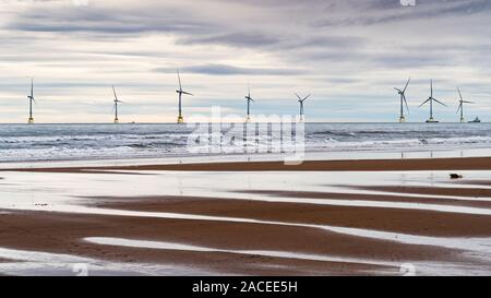 Del parco eolico offshore nel Mare del Nord vicino a Aberdeen , Scotland, Regno Unito Foto Stock