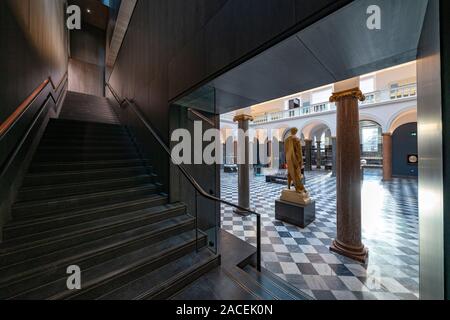 Nuovo riaperto Aberdeen Art Gallery dopo la ristrutturazione per aggiungere un nuovo piano di Aberdeen, Scozia, Regno Unito Foto Stock