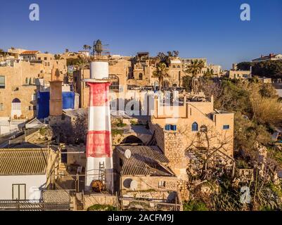 Riprese aeree della famosa città vecchia di Jaffa a Tel Aviv, Israele. Foto Stock