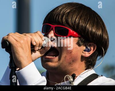 PHILADELPHIA, PA, Stati Uniti d'America - 23 giugno 2019: Oliver Tree a Radio 104.5's Estate Block Party a Xfinity Live! Foto Stock