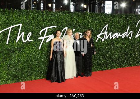 Roberta Armani, Cate Blanchett, Giorgio Armani e Julia Roberts, la moda Awards 2019, Royal Albert Hall di Londra, UK, 02 dicembre 2019, Foto di R Foto Stock