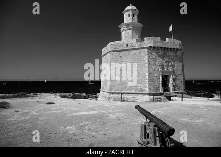 Il Castello di San Nicola, situato all'Ammiraglio Farragut Parco Ciutadella City, isola di Minorca, Isole Baleari, Spagna, Europa Foto Stock