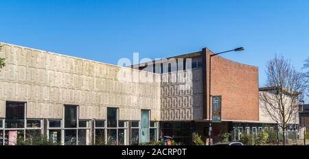 Hornsey libreria, da F Ley e G F S Jarvis, 1963-5 Hornsey, Londra, Inghilterra Foto Stock