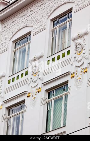 Splendidamente ristrutturato casa in stile art nouveau Foto Stock