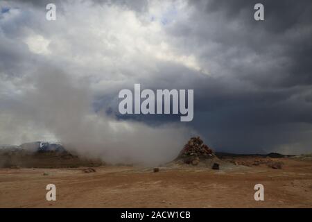 Alta temperatura zona Námafjall Hverarönð Isola Foto Stock