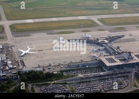 Euroairport Basilea-Mulhouse-Friburgo, con Antonov 225 Foto Stock