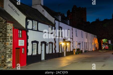 La più piccola casa in Gran Bretagna, Conwy, il Galles del Nord. Sulla banchina a Conwy. Prese nel mese di ottobre 2019. Foto Stock