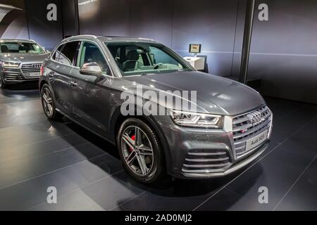 Bruxelles - Jan 10, 2018: Audi SQ5 auto esposti all Expo di Bruxelles Autosalon motor show. Foto Stock