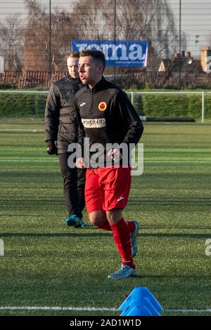 Glasgow, Scotland, Regno Unito. 30 Novembre 2019: La Scottish Juniors 4. round cup tie tra Rossvale Juniors F.C e Auchinleck Talbot FC. Foto Stock