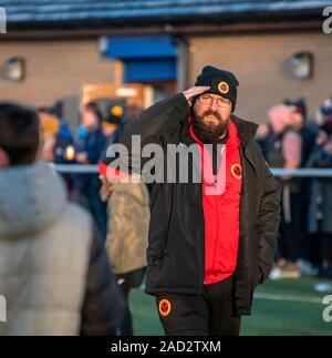 Glasgow, Scotland, Regno Unito. 30 Novembre 2019: La Scottish Juniors 4. round cup tie tra Rossvale Juniors F.C e Auchinleck Talbot FC. Foto Stock