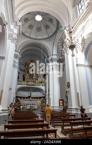 Interno della chiesa di San Pietro Barisano (Chiesa di San Pietro Barisano) in Sassi di Matera, Basilicata, Italia Meridionale Foto Stock