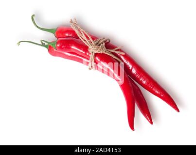 3 peperoncino rosso legato con una corda vista superiore Foto Stock