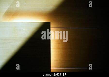 Regola dei terzi reale parete in legno semplice concetto con ombre Foto Stock