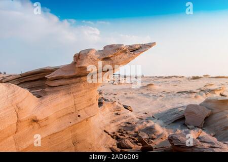 Le dune fossili di paesaggio di formazioni di vento-spazzata di sabbia in Abu Dhabi Emirati Arabi Uniti Foto Stock