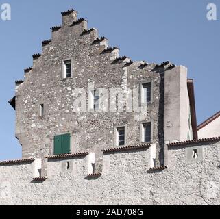 Castello Laufen alle Cascate del Reno, vicino Schaffhausen, Svizzera Foto Stock