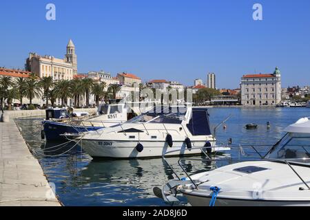 Split, Croazia, porto cittadino Foto Stock