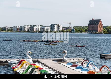 Noleggio barche, Ziegelsee lago Schwerin, Meclemburgo-Pomerania Occidentale, Germania, Europa Foto Stock