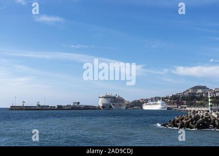 Crociera, Porto, Funchal, Madeira, Portogallo, Europa Foto Stock