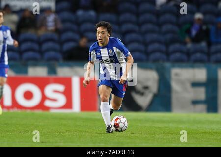 Porto, Portogallo. 2° dic, 2019. Shoya Nakajima (Porto) Calcio/Calcetto : Portogallo "Liga nn.' match tra FC Porto 2-0 FC Pacos de Ferreira all'Estadio do Dragao di Porto, Portogallo . Credito: Mutsu Kawamori/AFLO/Alamy Live News Foto Stock
