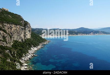 Vista della baia di Agios Georgios Pagon, Corfù, Grecia Foto Stock