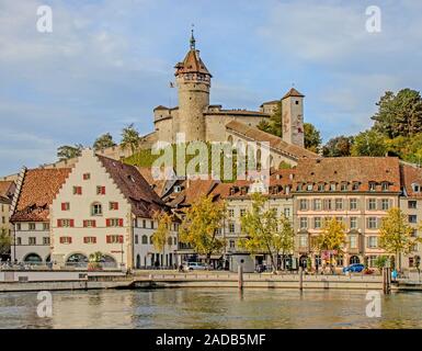 Città vecchia di Schaffhausen con fortezza Munot, Svizzera Foto Stock