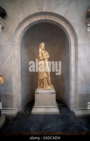 Il 19 novembre 2019. Immagini da Roma Italia - all'interno del Museo del Vaticano. Immagini diverse dall'interno del museo. Foto Stock