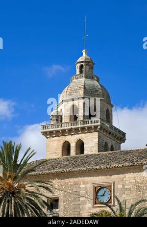 La chiesa gotica di Sant Pere ho Sant Pau in Algaida, Maiorca, isole Baleari, Spagna Foto Stock