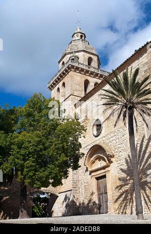 La chiesa gotica di Sant Pere ho Sant Pau in Algaida, Maiorca, isole Baleari, Spagna Foto Stock