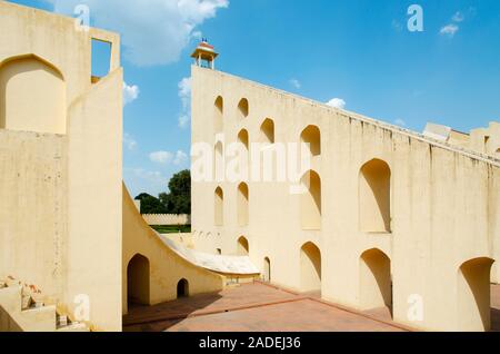 Più grande del mondo meridiana di Jantar Mantar osservatorio astronomico (Jaipur, India) Foto Stock